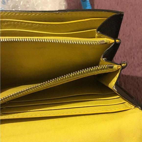 Authentic Vintage Celine Black Italian Leather Luxury Wallet - Picture 10 of 16